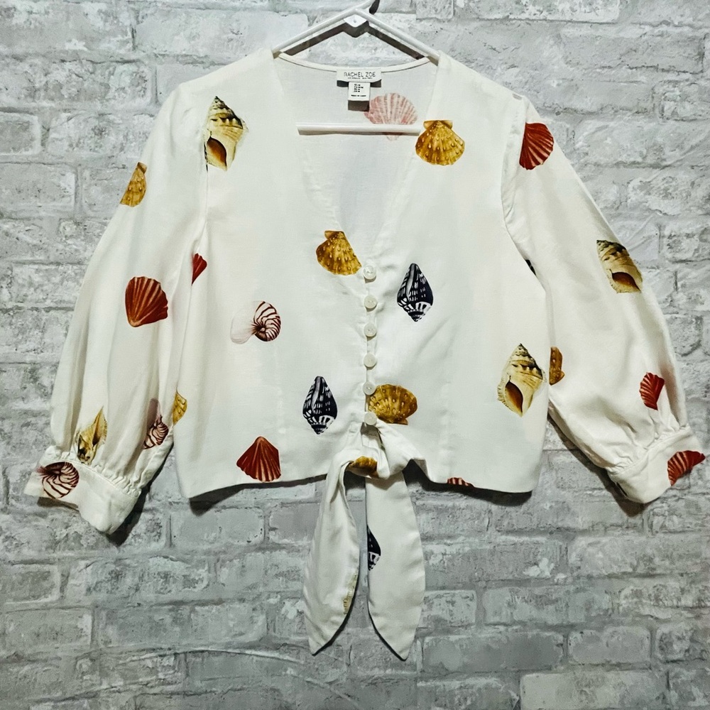 Rachel Zoe Linen Blend White Cropped Top Seashell Print Tie Front Size Medium - Picture 2 of 5